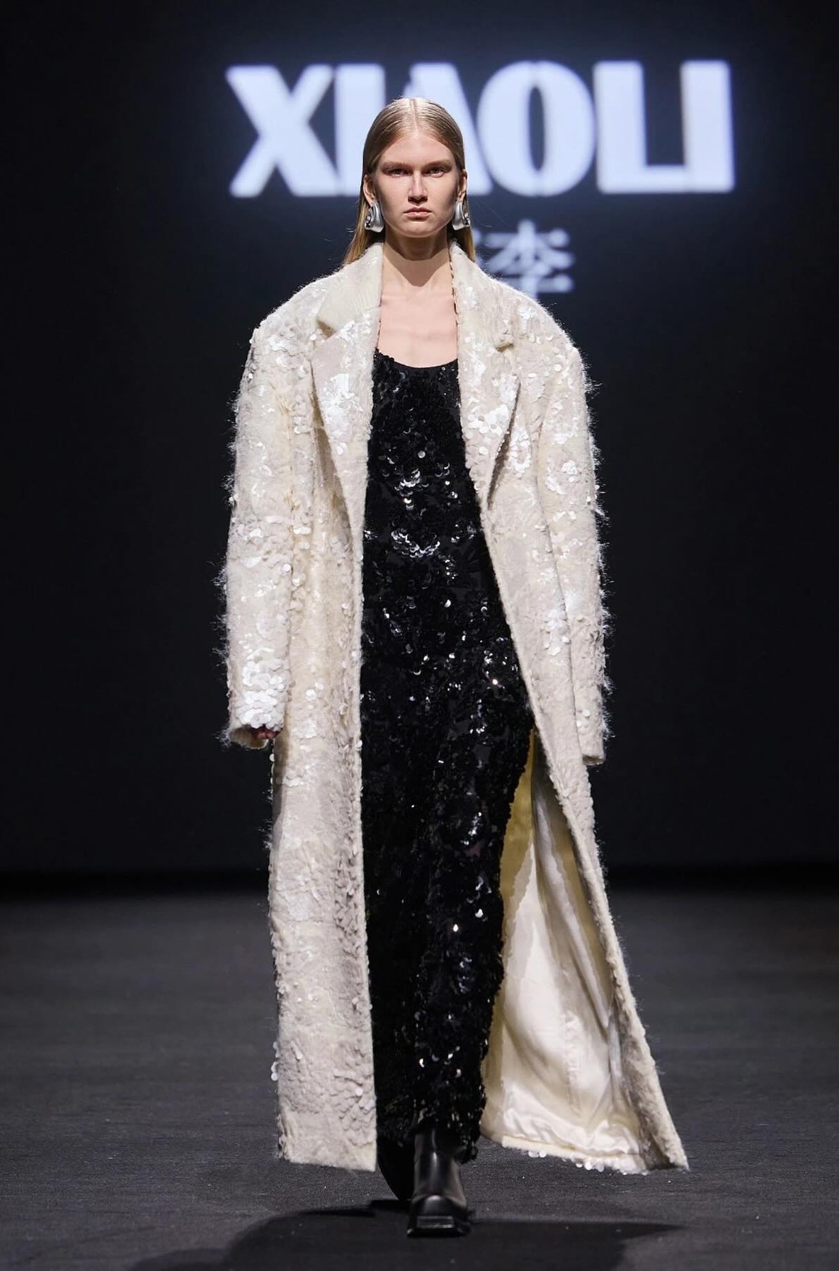Унисекс, агрессия и гранж: Неделя моды в Шанхае осень-зима 2024