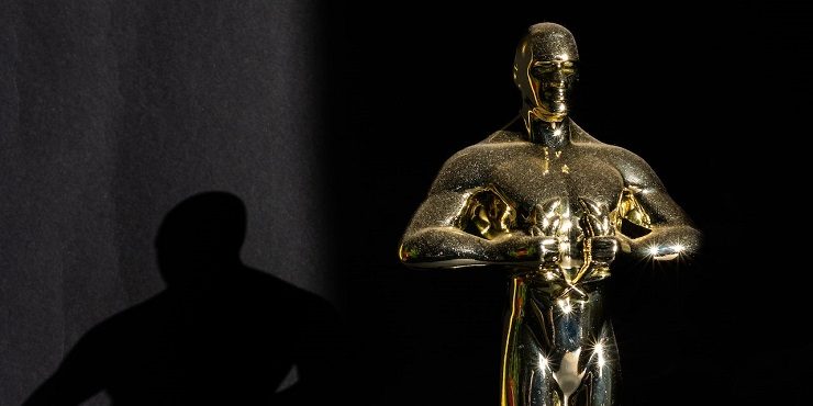 Скандальная выходка на «Оскар — 2024»: известный актер вышел на сцену голым
