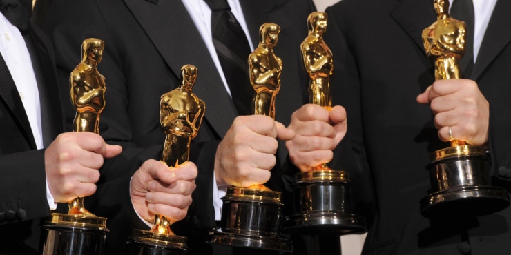 Триумф «Оппенгеймера» и рекорд Билли Айлиш: победители «Оскара — 2024»