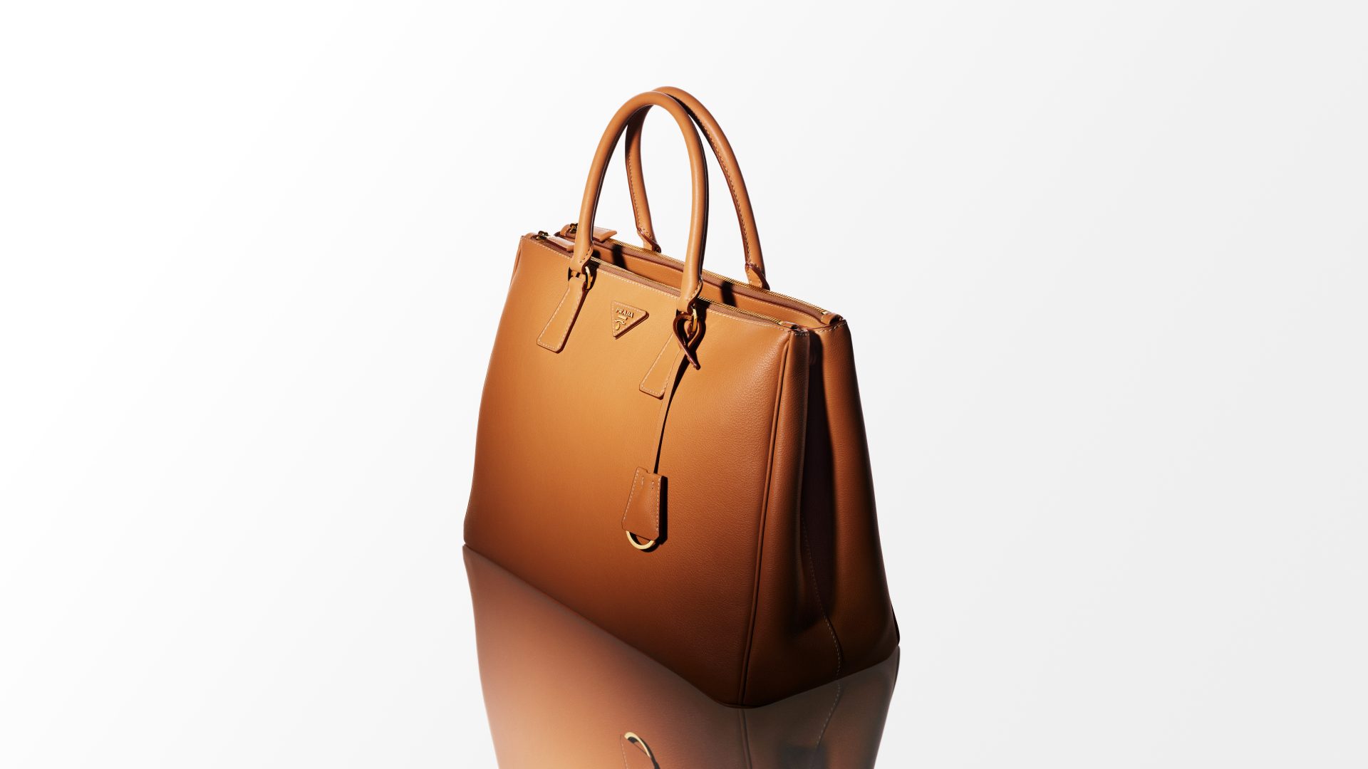 Культовая икона: переосмысленная сумка Prada Galleria