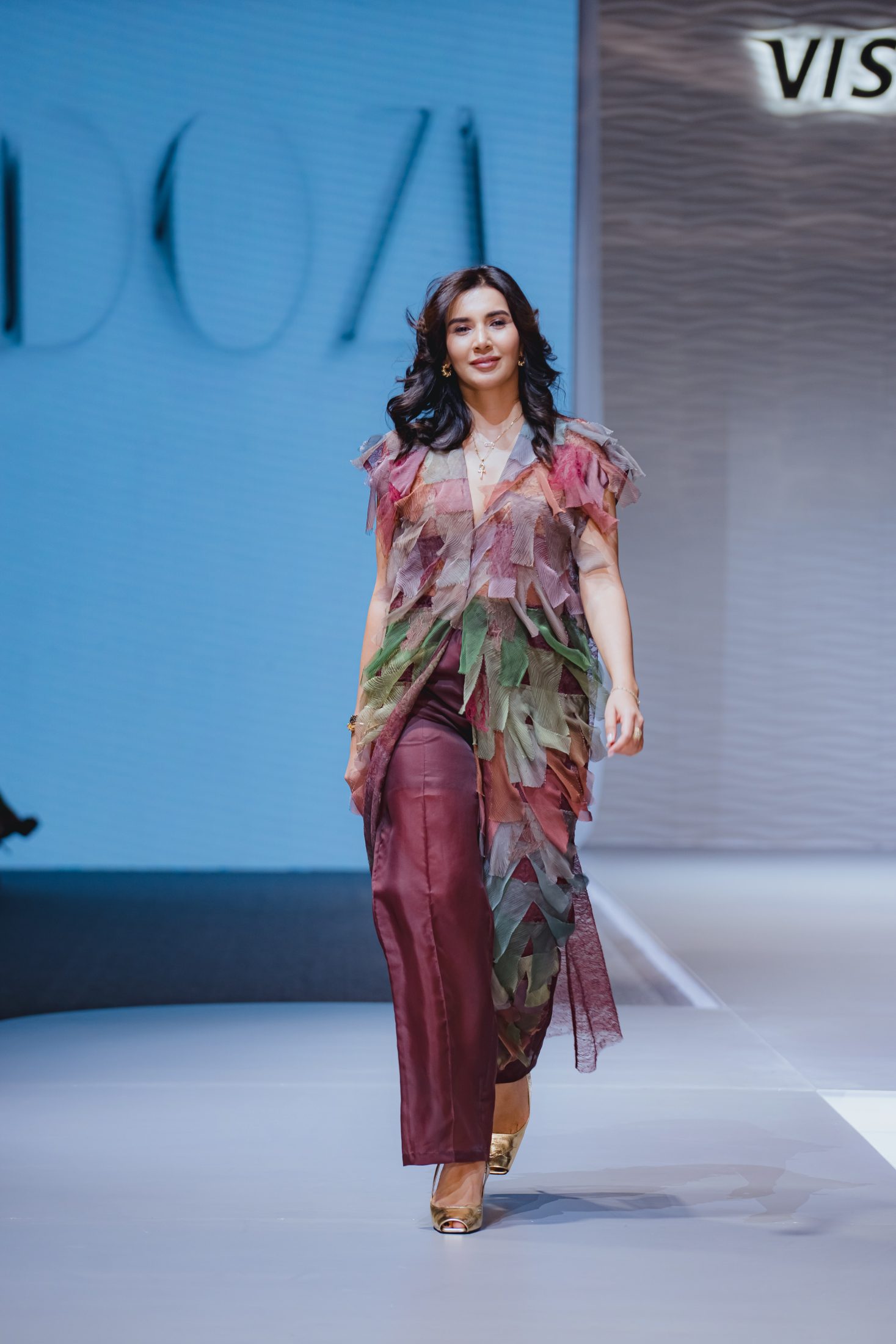 Эклектичность, женственность и глубокие смыслы: первый день Visa Fashion Week Tashkent
