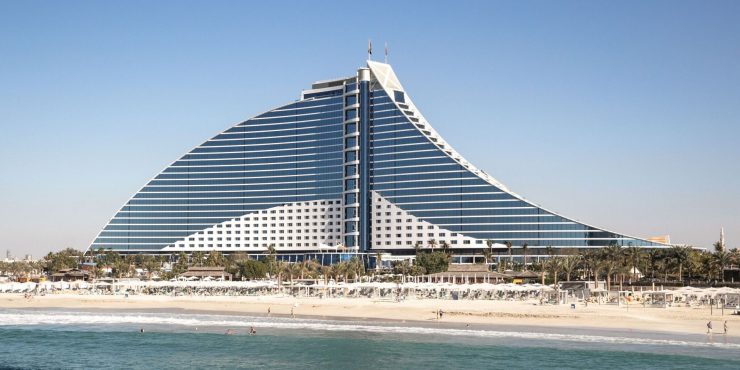 Поймать волну: отель Jumeirah Beach Hotel приглашает посетить сказочный Дубай