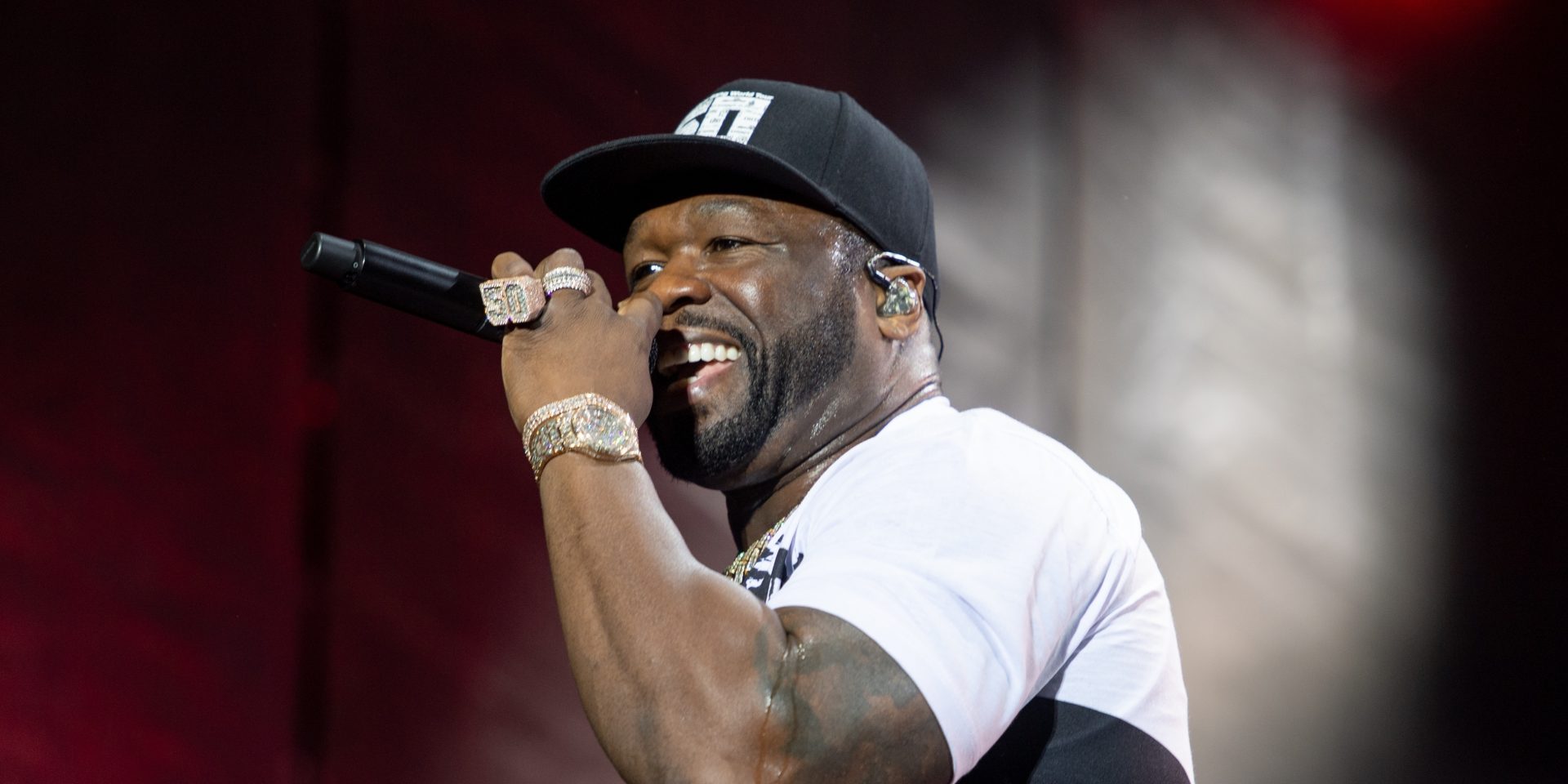 История с микрофоном: как продвигается судебное дело 50 Cent