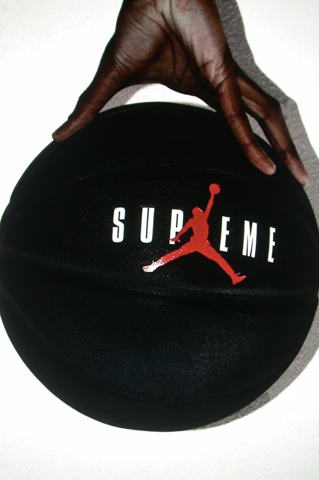 коллекция Supreme и Jordan