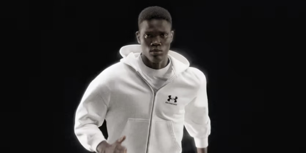 Balenciaga и Under Armour показали детали своей новой совместной коллекции