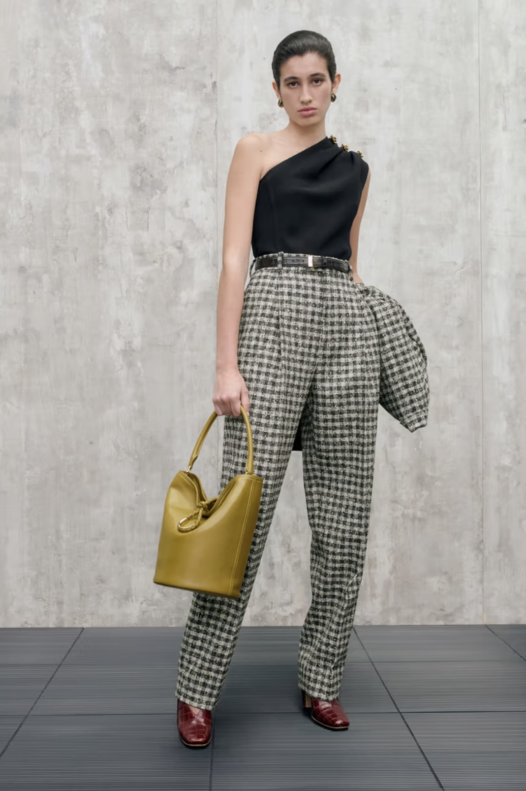 круизная коллекция Bottega Veneta 