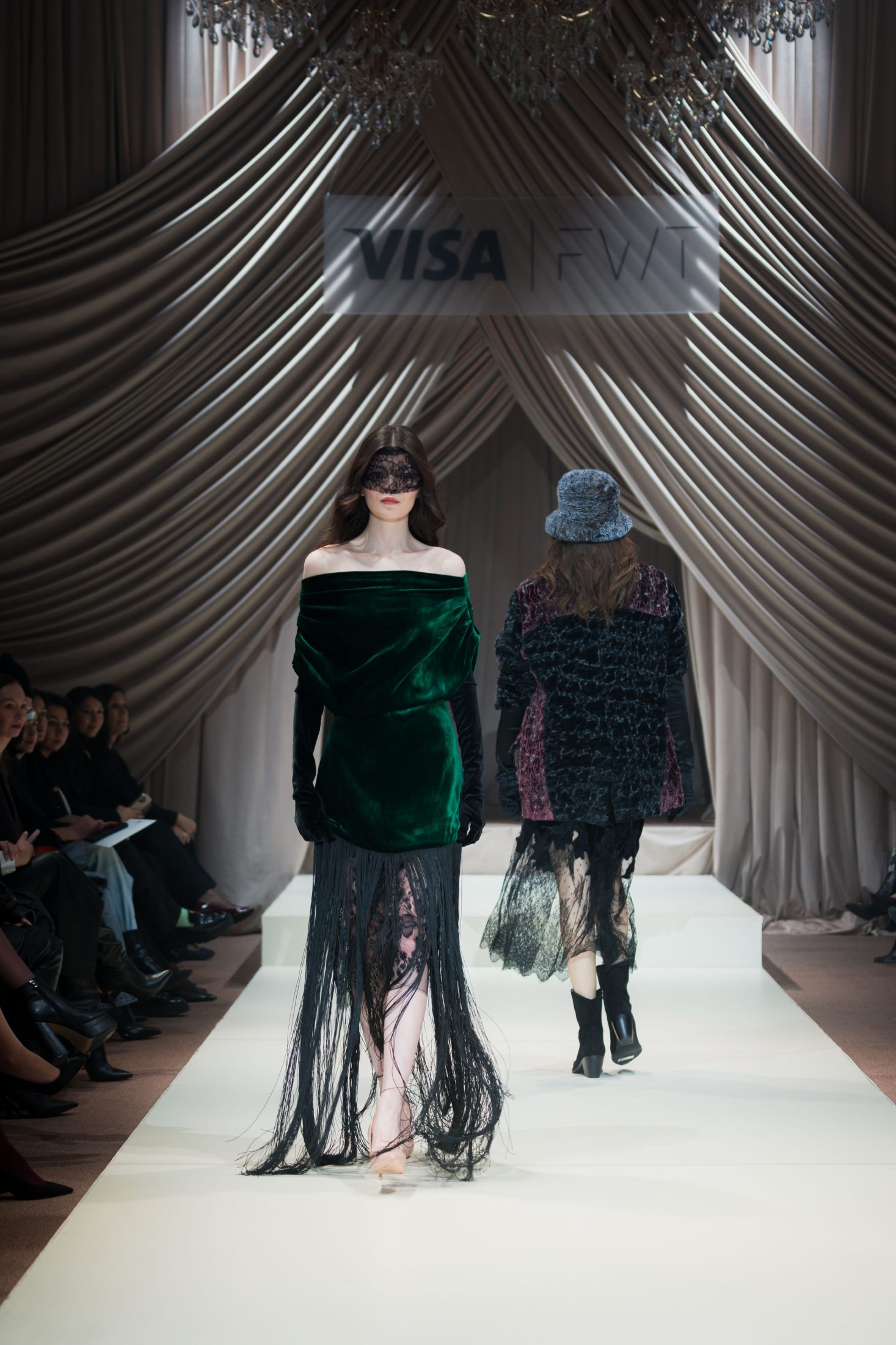 Дерзость, интеллект и концептуальность: второй день Visa Fashion Week Tashkent