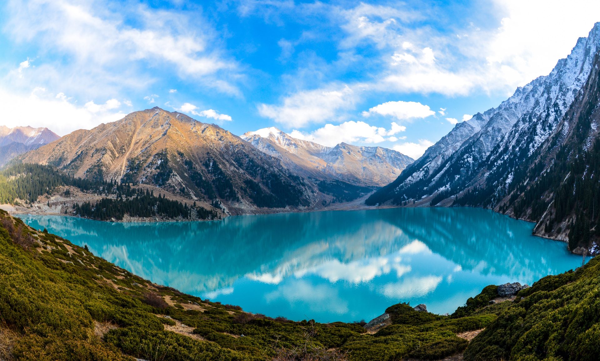 Самые инстаграмные места для фото в горах Алматы 