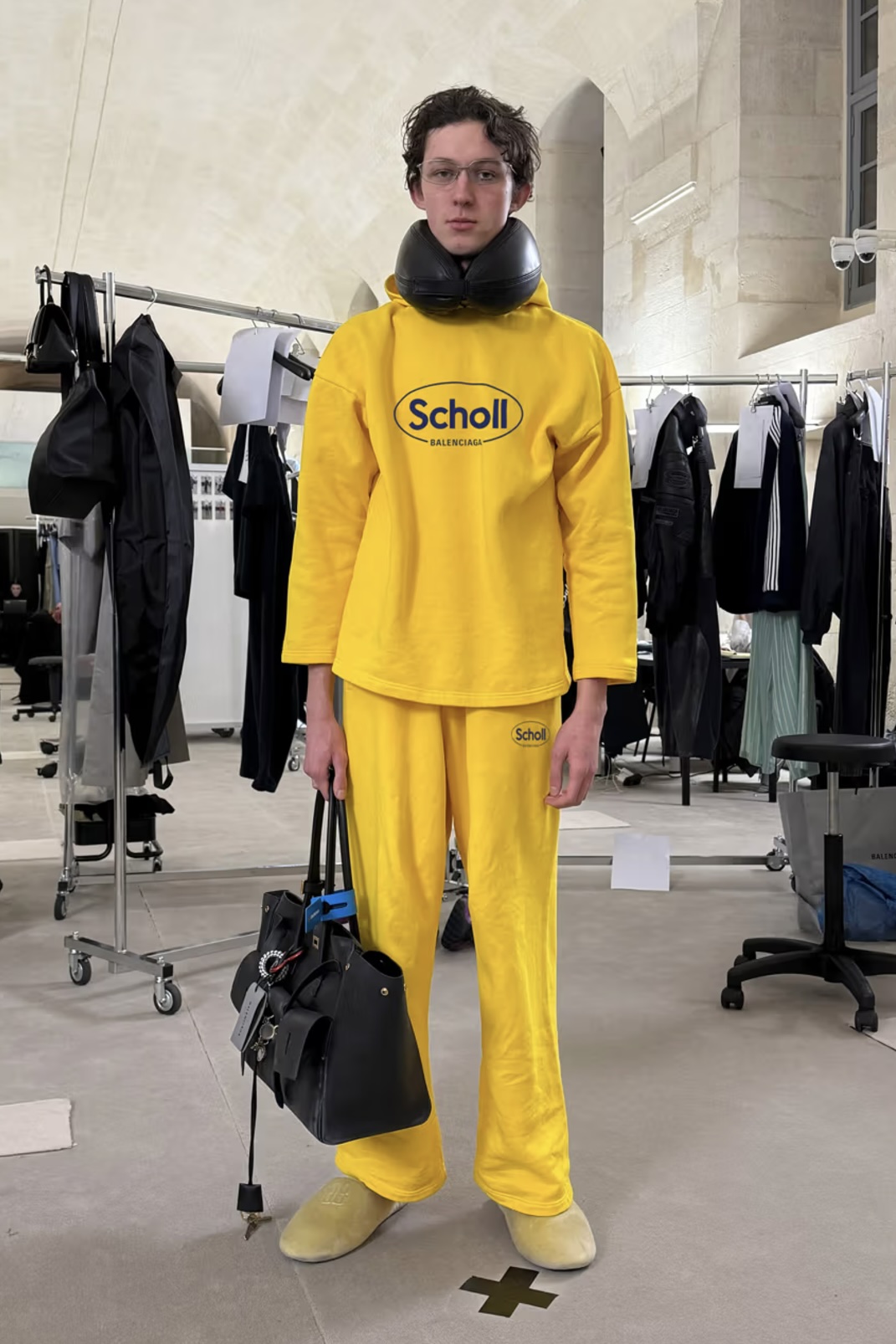 кампейн Balenciaga