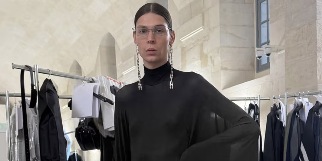 Balenciaga представили очень необычный осенний кампейн 2025 года